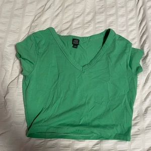 never used basic green v neck cropped top